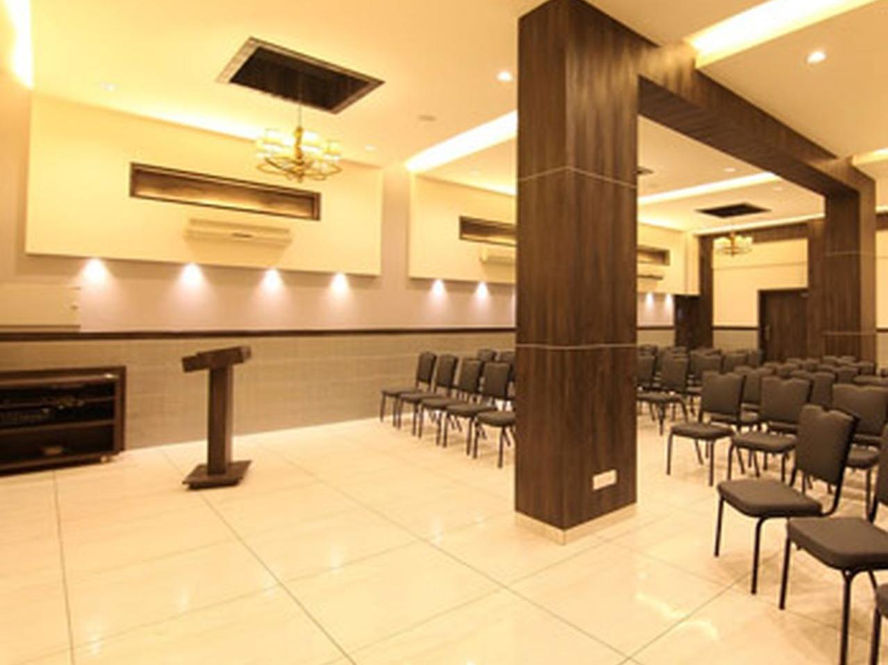 Hotel Executive Inn Taloje Budrukh Buitenkant foto